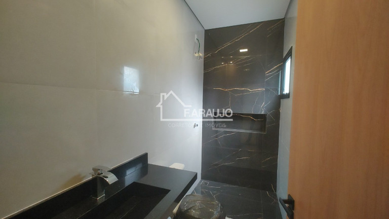 Imagem Imóvel com 3 Quartos à Venda, em Cajuru Do Sul - Sorocaba Imagem Imóvel com 3 Quartos à Venda, em Cajuru Do Sul - Sorocaba