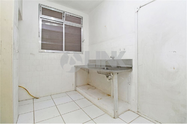 Imagem Apartamento com 2 Quartos à Venda, 67 m² em Santana - Porto Alegre