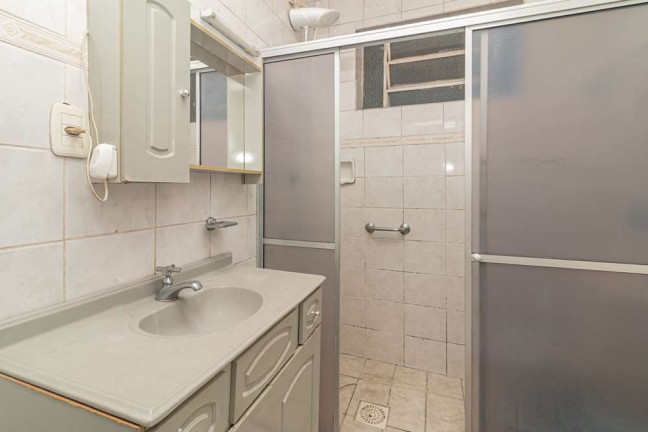 Imagem Imóvel com 2 Quartos à Venda, em Santana - Porto Alegre Imagem Imóvel com 2 Quartos à Venda, em Santana - Porto Alegre