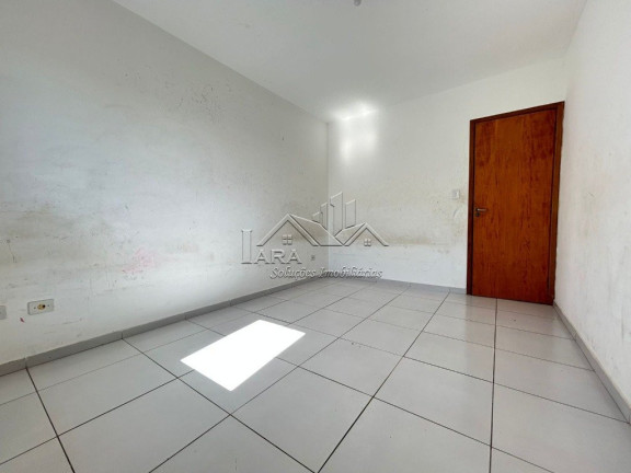 Imagem Sobrado com 3 Quartos à Venda, em Vila Carmosina - São Paulo Imagem Sobrado com 3 Quartos à Venda, em Vila Carmosina - São Paulo