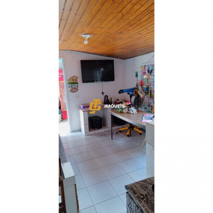 Imagem Casa com 2 Quartos à Venda, 65 m² em Centro - Camboriú Imagem Casa com 2 Quartos à Venda, 65 m² em Centro - Camboriú