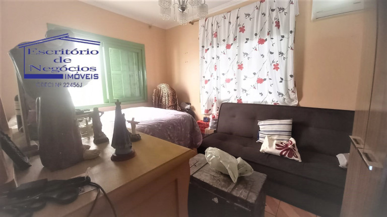 Imagem Casa com 5 Quartos à Venda, 280 m² em Camaquã - Porto Alegre Imagem Casa com 5 Quartos à Venda, 280 m² em Camaquã - Porto Alegre