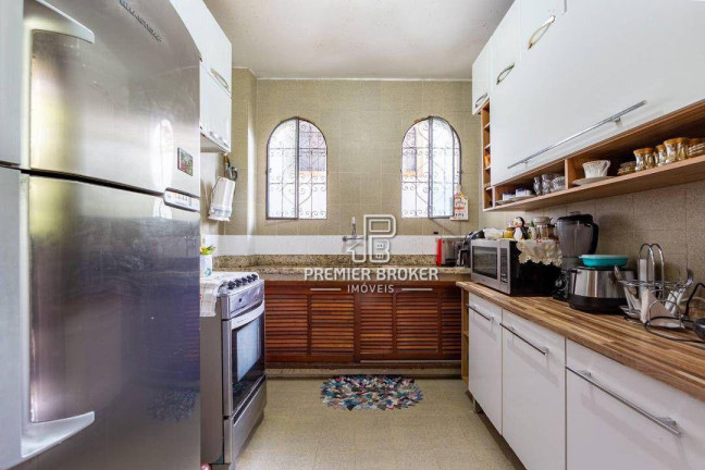Imagem Casa com 4 Quartos à Venda, 174 m² em Alto - Teresópolis Imagem Casa com 4 Quartos à Venda, 174 m² em Alto - Teresópolis