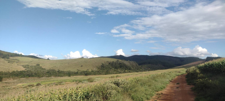 Imagem Fazenda à Venda, 133 m² em Carvalhos Imagem Fazenda à Venda, 133 m² em Carvalhos