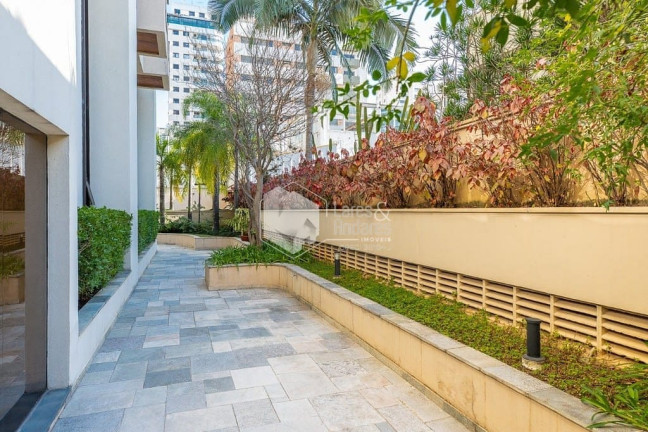 Imagem Apartamento com 4 Quartos à Venda, 200 m² em Moema - São Paulo Imagem Apartamento com 4 Quartos à Venda, 200 m² em Moema - São Paulo