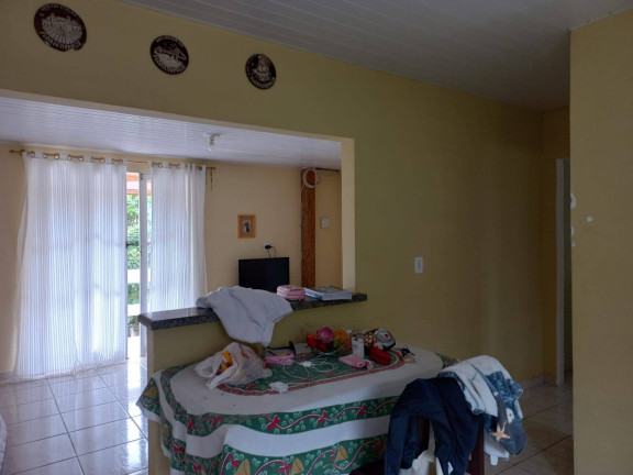 Imagem Casa com 4 Quartos à Venda, 140 m² em Pântano Do Sul - Florianópolis Imagem Casa com 4 Quartos à Venda, 140 m² em Pântano Do Sul - Florianópolis