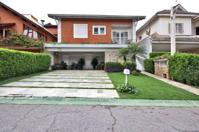 Imagem Casa de Condomínio com 5 Quartos à Venda ou Locação, 330 m² em Alphaville - Santana De Parnaíba Imagem Casa de Condomínio com 5 Quartos à Venda ou Locação, 330 m² em Alphaville - Santana De Parnaíba