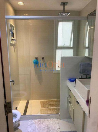 Imagem Apartamento com 4 Quartos à Venda, 144 m² em Barra Da Tijuca - Rio De Janeiro