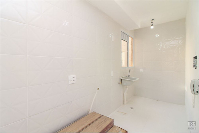 Imagem Imóvel com 2 Quartos à Venda, em Ipanema - Porto Alegre Imagem Imóvel com 2 Quartos à Venda, em Ipanema - Porto Alegre