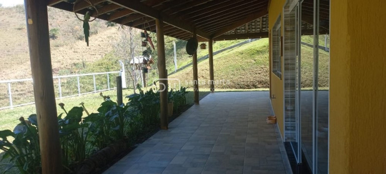 Imagem Imóvel com 3 Quartos à Venda, 290.400 m² em Bairro Pompilho - Piquete Imagem Imóvel com 3 Quartos à Venda, 290.400 m² em Bairro Pompilho - Piquete