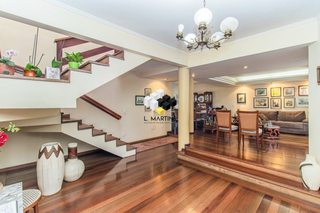 Casa com 4 Quartos à Venda, 290 m² em Petrópolis - Porto Alegre