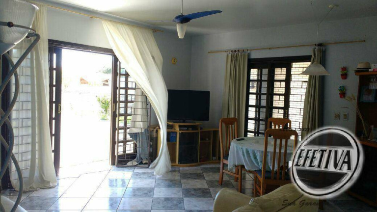 Imagem Casa com 2 Quartos à Venda, 144 m² em Centro - Guaratuba Imagem Casa com 2 Quartos à Venda, 144 m² em Centro - Guaratuba