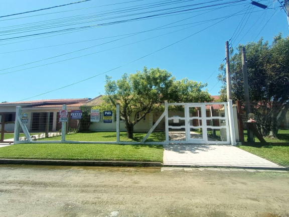 Casa com 3 Quartos à Venda, 300 m² em Nova Tramandaí - Tramandaí