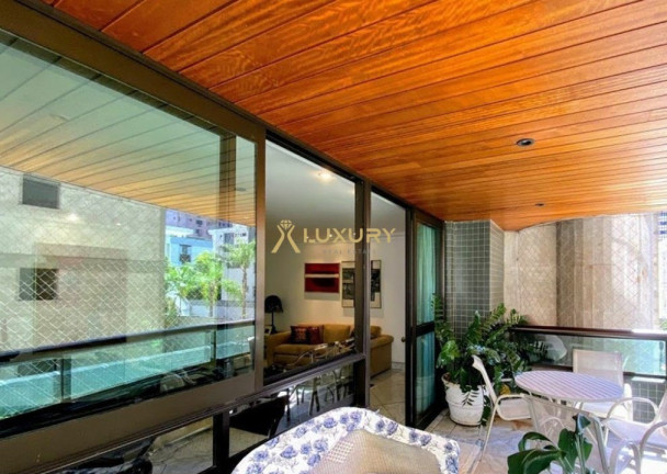 Imagem Imóvel com 4 Quartos à Venda, 230 m² em Lourdes - Belo Horizonte Imagem Imóvel com 4 Quartos à Venda, 230 m² em Lourdes - Belo Horizonte