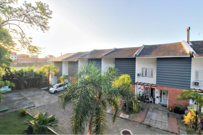 Imagem Casa de Condomínio com 3 Quartos à Venda, 197 m² em Vila Nova - Porto Alegre Imagem Casa de Condomínio com 3 Quartos à Venda, 197 m² em Vila Nova - Porto Alegre