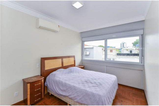 Imagem Casa com 4 Quartos à Venda, 311 m² em Planalto Paulista - São Paulo Imagem Casa com 4 Quartos à Venda, 311 m² em Planalto Paulista - São Paulo