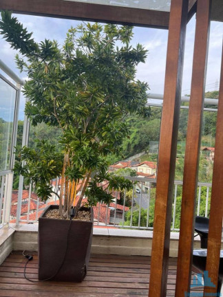 Imagem Cobertura com 3 Quartos à Venda, 210 m² em Santa Rosa - Niterói Imagem Cobertura com 3 Quartos à Venda, 210 m² em Santa Rosa - Niterói