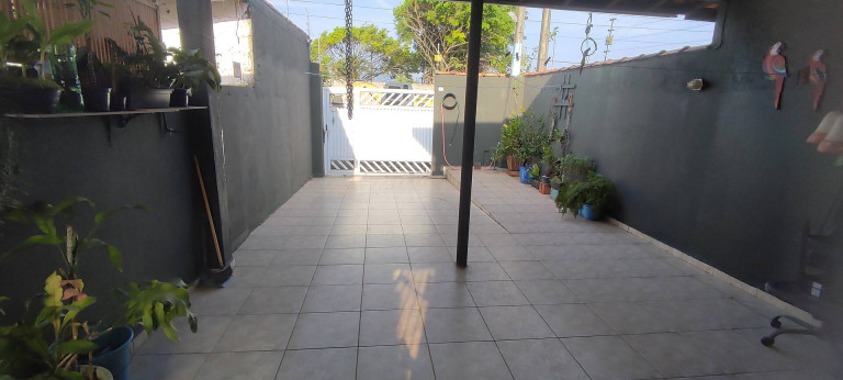 Imagem Sobrado com 2 Quartos à Venda, 180 m² em Peruíbe Imagem Sobrado com 2 Quartos à Venda, 180 m² em Peruíbe