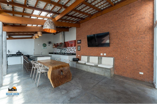 Imagem Casa com 4 Quartos à Venda, em Bela Aliança - São Paulo Imagem Casa com 4 Quartos à Venda, em Bela Aliança - São Paulo