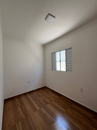 Imagem Casa com 3 Quartos à Venda, 200 m² em Residencial Estoril - Taubaté Imagem Casa com 3 Quartos à Venda, 200 m² em Residencial Estoril - Taubaté