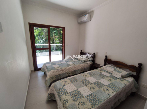 Imagem Casa com 7 Quartos à Venda, 407 m² em Riviera Módulo 26 - Bertioga Imagem Casa com 7 Quartos à Venda, 407 m² em Riviera Módulo 26 - Bertioga