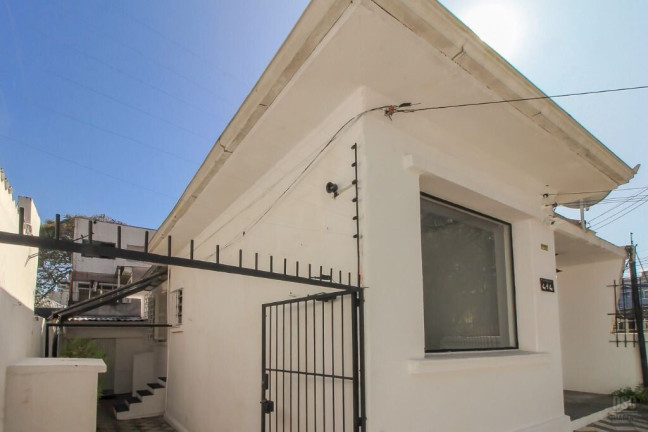 Imagem Casa com 2 Quartos à Venda, 141 m² em Petrópolis - Porto Alegre Imagem Casa com 2 Quartos à Venda, 141 m² em Petrópolis - Porto Alegre