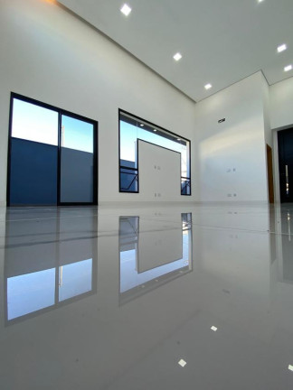 Imagem Imóvel com 3 Quartos à Venda, 166 m² Imagem Imóvel com 3 Quartos à Venda, 166 m²