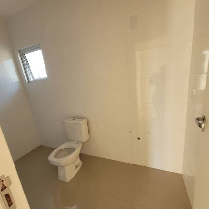 Imagem Casa com 3 Quartos à Venda, em Campeche - Florianópolis Imagem Casa com 3 Quartos à Venda, em Campeche - Florianópolis