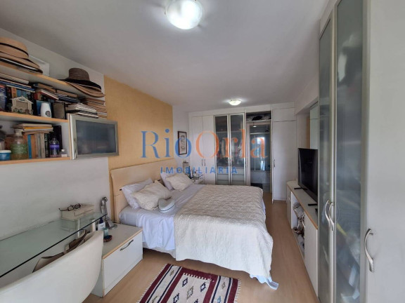 Imagem Apartamento com 4 Quartos à Venda, 144 m² em Barra Da Tijuca - Rio De Janeiro