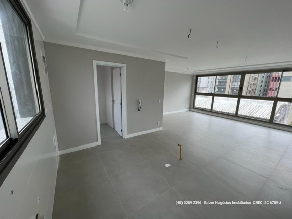 Imagem Apartamento com 3 Quartos à Venda, 170 m² em Centro - Florianópolis Imagem Apartamento com 3 Quartos à Venda, 170 m² em Centro - Florianópolis