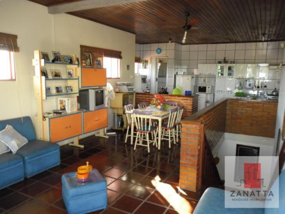 Imagem Casa com 3 Quartos à Venda, 270 m² em Santo Inácio - Esteio Imagem Casa com 3 Quartos à Venda, 270 m² em Santo Inácio - Esteio