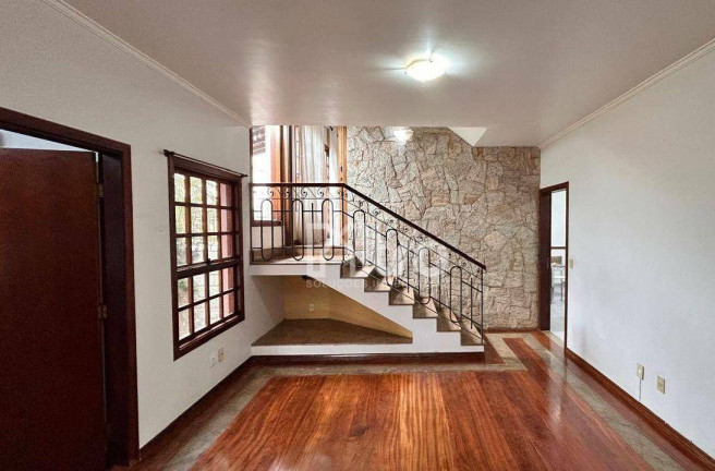 Imagem Casa com 4 Quartos à Venda, 450 m² em Pinheirinho - Itajubá