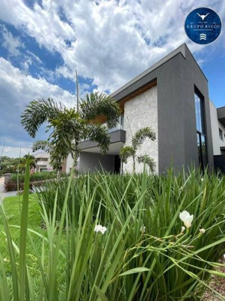 Casa de Condomínio com 4 Quartos à Venda, 376 m² em Jardins Verona - Goiânia