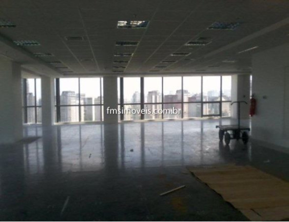 Imagem Imóvel para Alugar, 678 m² em Itaim Bibi - São Paulo Imagem Imóvel para Alugar, 678 m² em Itaim Bibi - São Paulo
