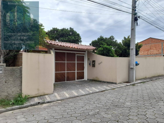 Imagem Casa com 3 Quartos à Venda, 106 m² em São João Do Rio Vermelho - Florianópolis Imagem Casa com 3 Quartos à Venda, 106 m² em São João Do Rio Vermelho - Florianópolis