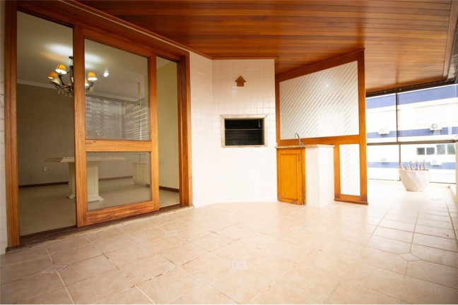 Imagem Imóvel com 3 Quartos à Venda, 157 m² em Menino Deus - Porto Alegre Imagem Imóvel com 3 Quartos à Venda, 157 m² em Menino Deus - Porto Alegre