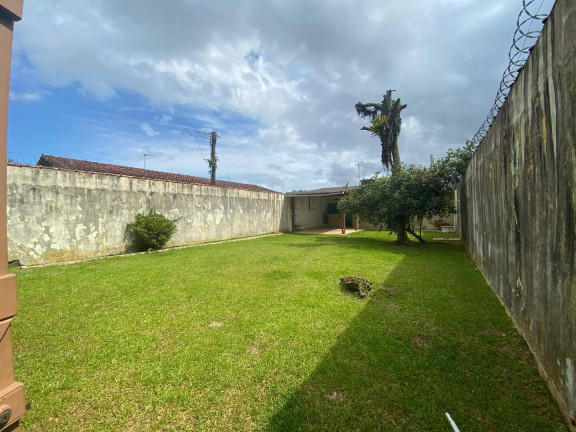 Imagem Casa com 1 Quarto à Venda, 250 m² em Mongaguá Imagem Casa com 1 Quarto à Venda, 250 m² em Mongaguá