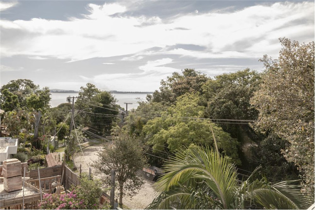 Imagem Casa com 4 Quartos à Venda, 631 m² em Vila Assunção - Porto Alegre Imagem Casa com 4 Quartos à Venda, 631 m² em Vila Assunção - Porto Alegre