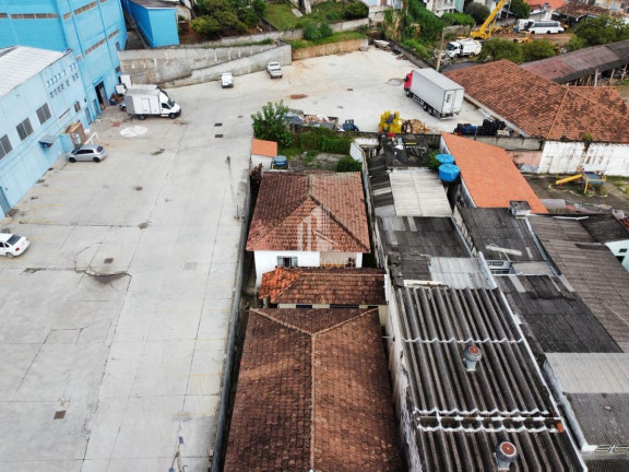 Imagem Casa com 7 Quartos à Venda, 440 m² em Centro - Santa Branca Imagem Casa com 7 Quartos à Venda, 440 m² em Centro - Santa Branca