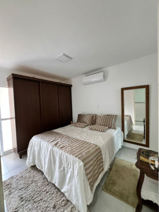Imagem Casa de Condomínio com 3 Quartos à Venda, 160 m² em Tubalina - Uberlândia Imagem Casa de Condomínio com 3 Quartos à Venda, 160 m² em Tubalina - Uberlândia