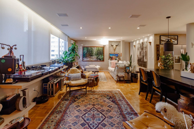 Apartamento com 2 Quartos à Venda, 160 m² em Cerqueira César - São Paulo