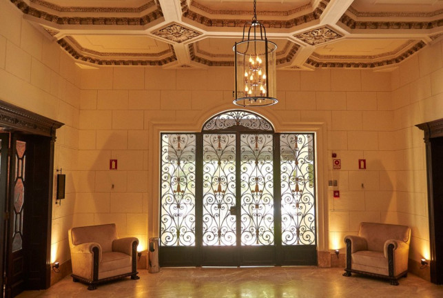 Imagem Imóvel com 3 Quartos à Venda, 134 m² em Moinhos De Vento - Porto Alegre Imagem Imóvel com 3 Quartos à Venda, 134 m² em Moinhos De Vento - Porto Alegre