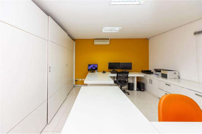 Imagem Casa com 9 Quartos à Venda, 304 m² em Vila Mariana - São Paulo Imagem Casa com 9 Quartos à Venda, 304 m² em Vila Mariana - São Paulo
