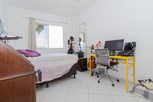 Imagem Imóvel com 3 Quartos à Venda, em Maracanã - Rio De Janeiro Imagem Imóvel com 3 Quartos à Venda, em Maracanã - Rio De Janeiro