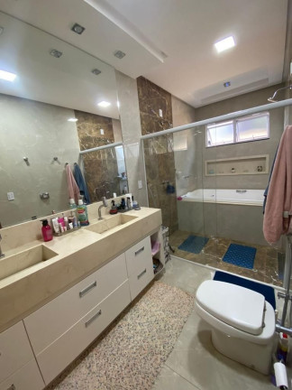 Imagem Casa de Condomínio com 3 Quartos à Venda, 395 m² em Jardins Lisboa - Goiânia Imagem Casa de Condomínio com 3 Quartos à Venda, 395 m² em Jardins Lisboa - Goiânia