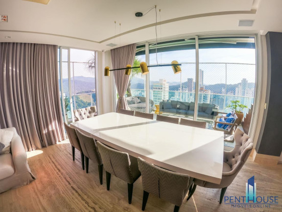 Imagem Apartamento com 3 Quartos à Venda, 252 m² em Centro - Balneário Camboriú