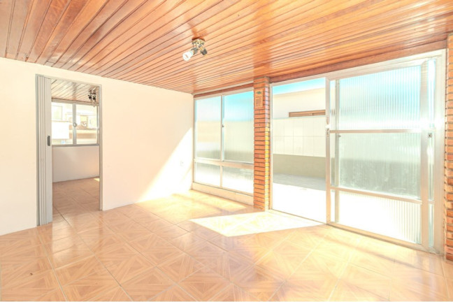 Imagem Imóvel com 2 Quartos à Venda, 63 m² em Santana - Porto Alegre Imagem Imóvel com 2 Quartos à Venda, 63 m² em Santana - Porto Alegre