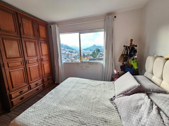 Imagem Casa com 2 Quartos à Venda, 370 m² em Tijuca - Teresópolis Imagem Casa com 2 Quartos à Venda, 370 m² em Tijuca - Teresópolis