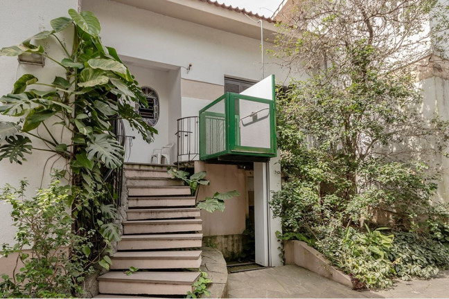 Imagem Casa com 5 Quartos à Venda, 164 m² em Cristal - Porto Alegre Imagem Casa com 5 Quartos à Venda, 164 m² em Cristal - Porto Alegre