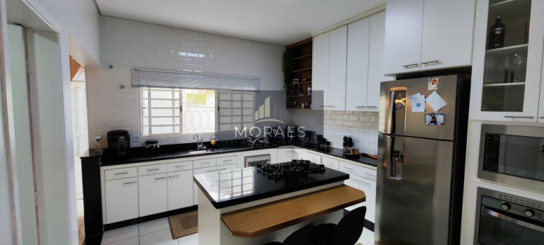 Imagem Casa com 3 Quartos à Venda, 124 m² em Vila São Lúcio - Botucatu Imagem Casa com 3 Quartos à Venda, 124 m² em Vila São Lúcio - Botucatu